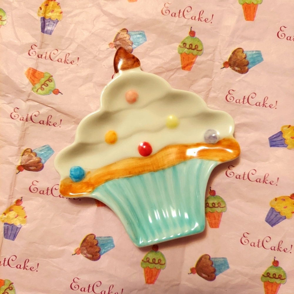 Cupcake ceramic plate